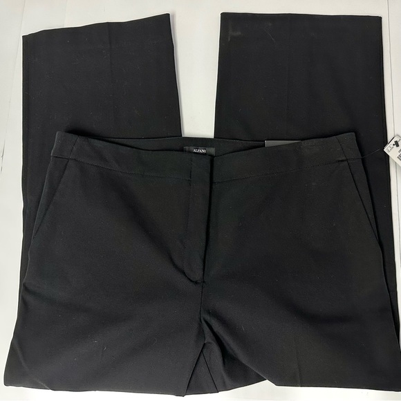 ALFANI Women's Deep Black Cropped Wide Leg Ankle Trousers SZ 10. - Picture 1 of 8